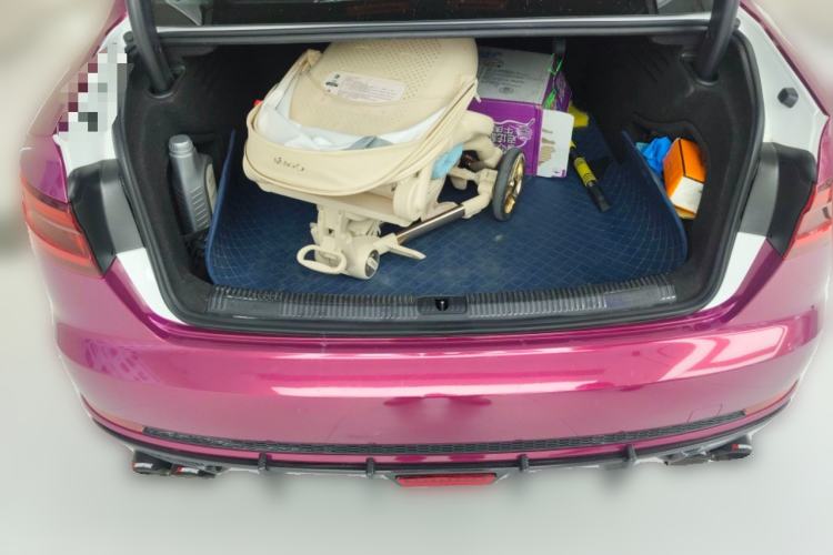 Used Audi A4L 2019 40 TFSI Fashion Version China V Trunk