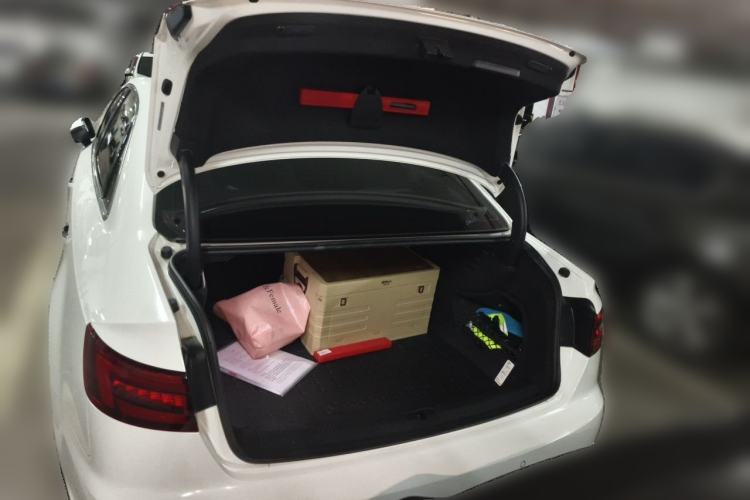 Used Audi A4L 2019 40 TFSI Ambition Version China V Trunk