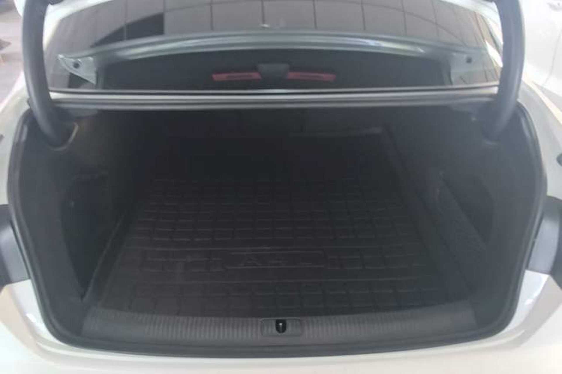 Used Audi A4L 2019 40 TFSI Ambition China VI Trunk