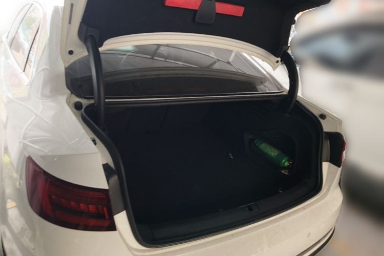 Used Audi A4L 2019 40 TFSI Ambition China VI Trunk