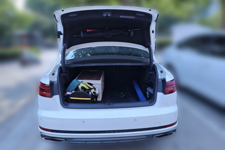 Used Audi A4L 2019 40 TFSI Fashion Version China V Trunk