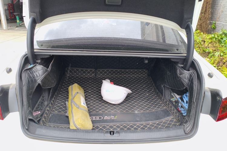 Used Audi A4L 2019 45 TFSI quattro Individual Sport Edition China VI Trunk