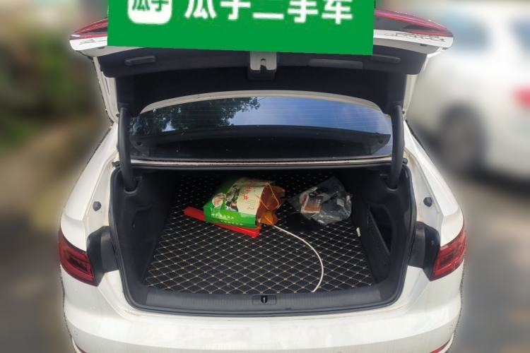 Used Audi A4L 2019 40 TFSI Ambition China VI Trunk