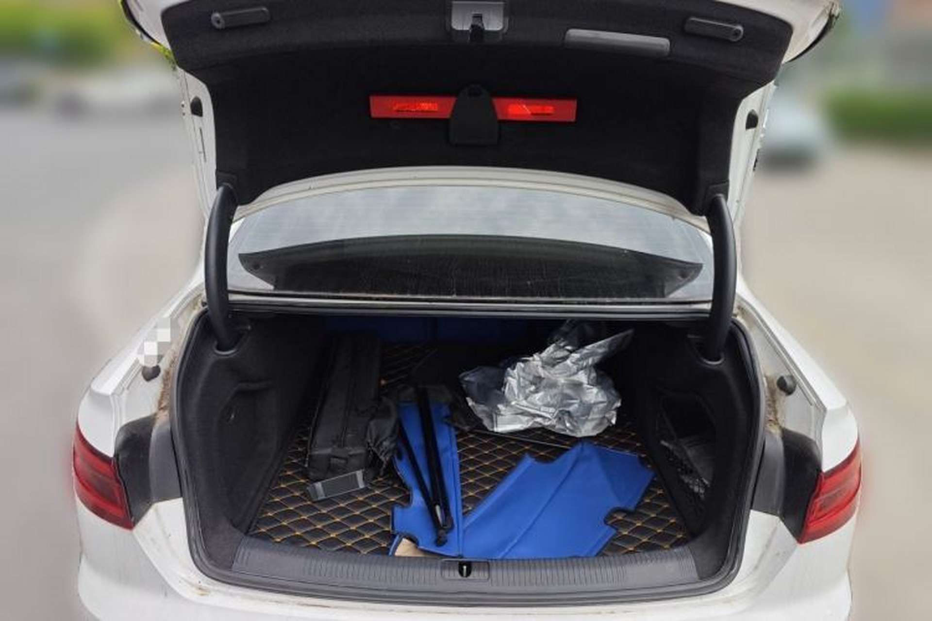 Used Audi A4L 2019 40 TFSI Ambition China VI Trunk
