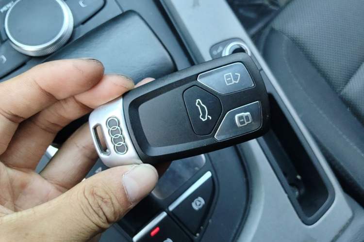 Used Audi A4L 2019 35 TFSI Ambition China V Vehicle Key