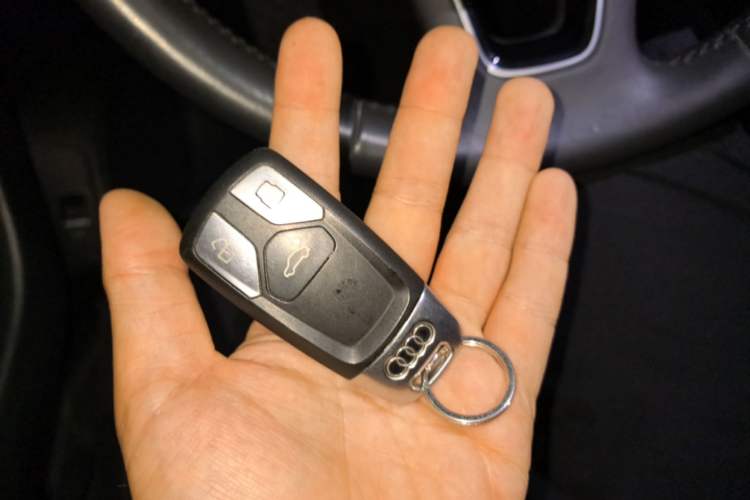 Used Audi A4L 2019 40 TFSI Fashion Version China V Vehicle Key
