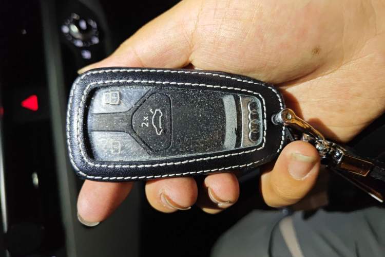 Used Audi A4L 2019 40 TFSI Ambition Version China V Vehicle Key