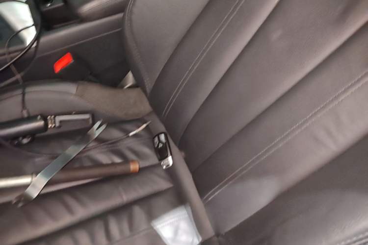 Used Audi A4L 2019 40 TFSI Fashion Edition China VI Emission Standard Vehicle Key