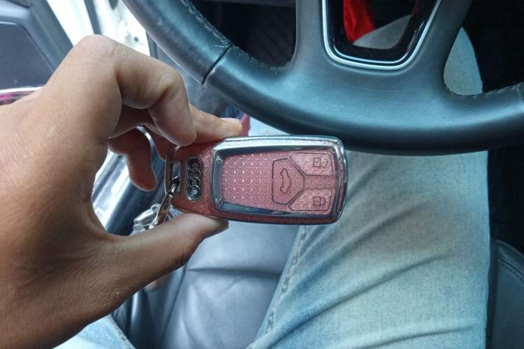 Used Audi A4L 2019 40 TFSI Fashion Version China V Vehicle Key