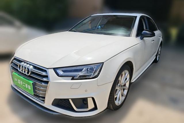 Ojetý Audi A4L 2019 45 TFSI quattro Individual Sport Edition China V