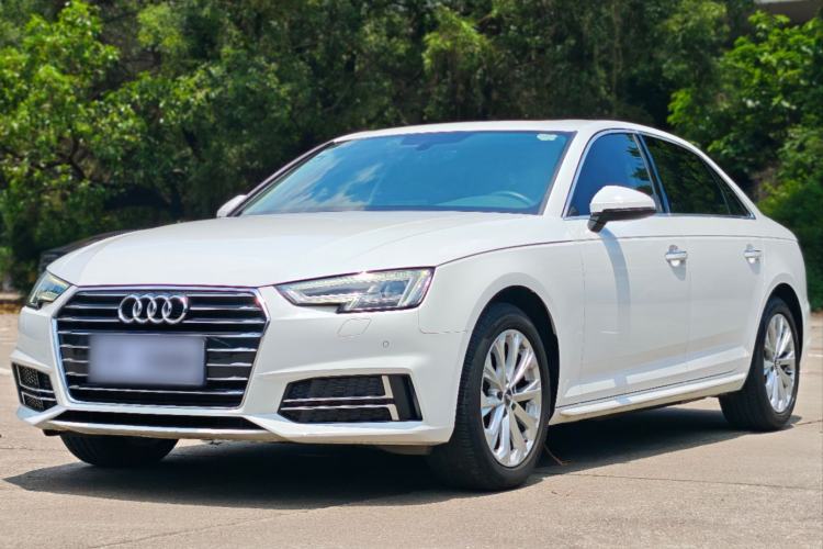 Używany Audi A4L 2019 40 TFSI Ambition China VI Guazi used car, China used car export, Used car for sale, Used  cars, Cheapest cars for sale