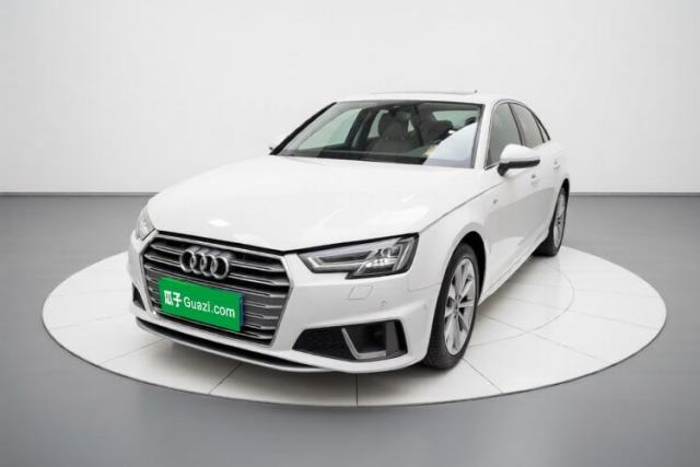 Ojetý Audi A4L 2019 40 TFSI Fashion Edition China VI Emission Standard