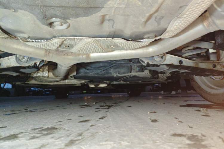 Used Audi A4L 2019 40 TFSI Fashion Edition China VI Emission Standard Chassis Rear