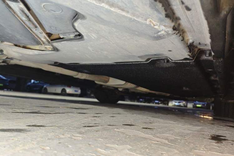 Used Audi A4L 2019 40 TFSI Fashion Edition China VI Emission Standard Chassis Rear Right