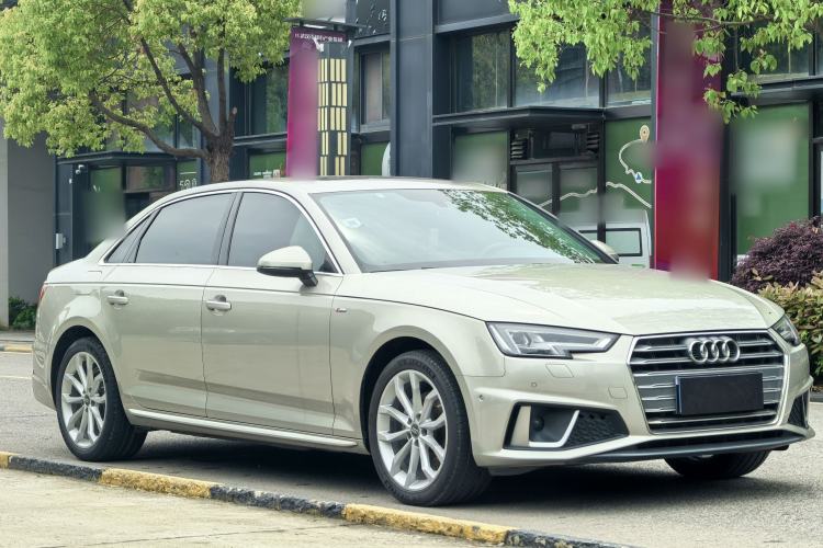 Used Audi A4L 2019 40 TFSI Fashion Edition China VI Emission Standard Exterior 2