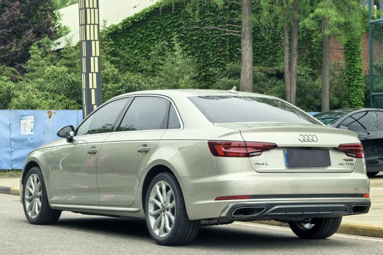 Used Audi A4L 2019 40 TFSI Fashion Edition China VI Emission Standard Exterior 6