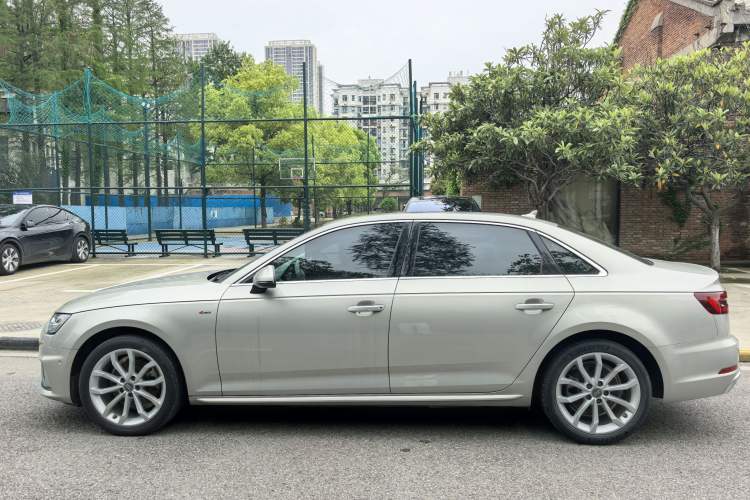 Used Audi A4L 2019 40 TFSI Fashion Edition China VI Emission Standard Exterior 7