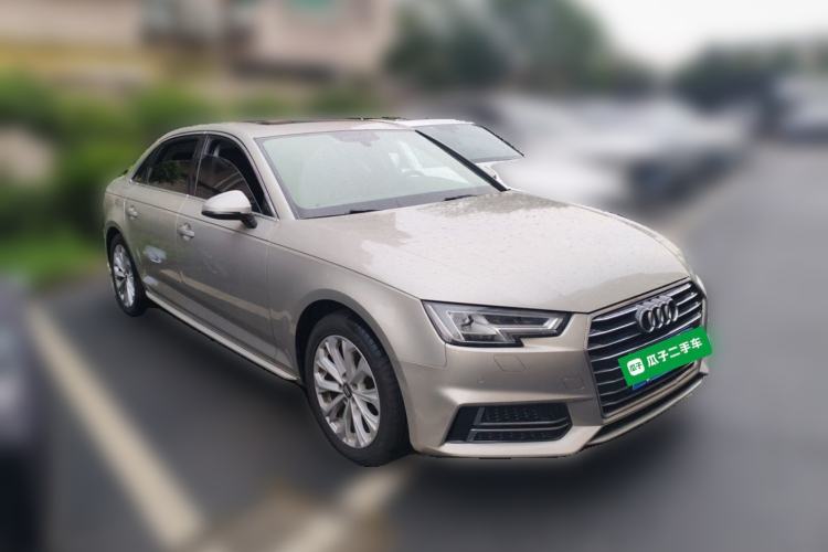 Used Audi A4L 2019 40 TFSI Ambition China VI Front Right 45 Deg