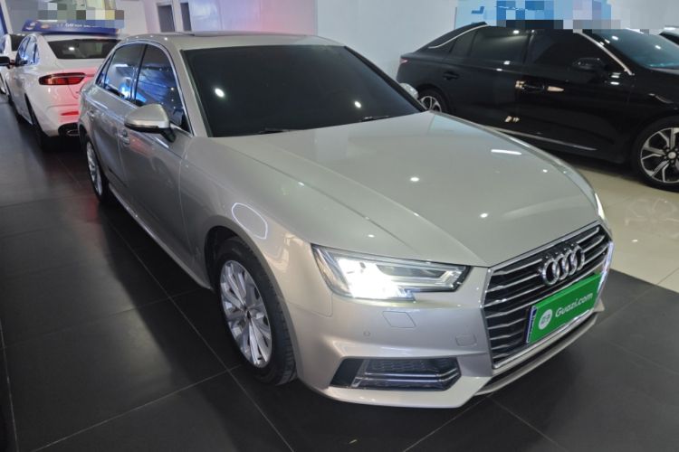 Used Audi A4L 2019 40 TFSI Ambition China VI Front Right 45 Deg