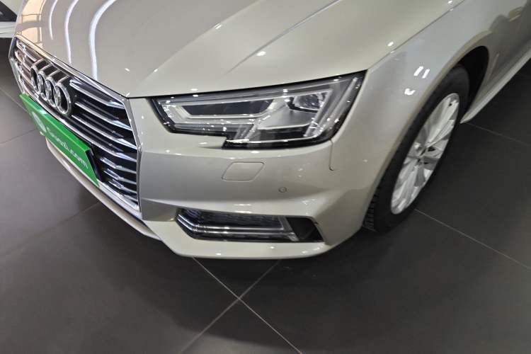 Used Audi A4L 2019 40 TFSI Ambition China VI Left Front Headlight