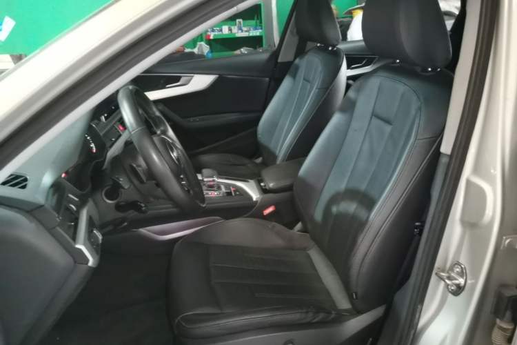 Used Audi A4L 2019 40 TFSI Fashion Version China V Left Front Seat