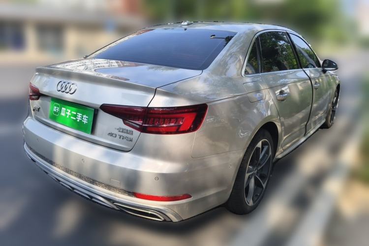 Used Audi A4L 2019 40 TFSI Fashion Edition China VI Emission Standard Rear Right 45 Deg