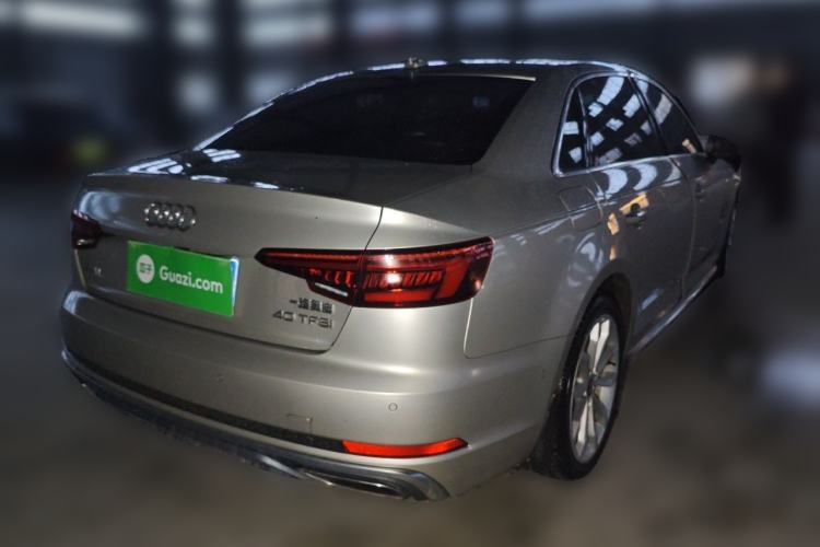 Used Audi A4L 2019 40 TFSI Fashion Edition China VI Emission Standard Rear Right 45 Deg