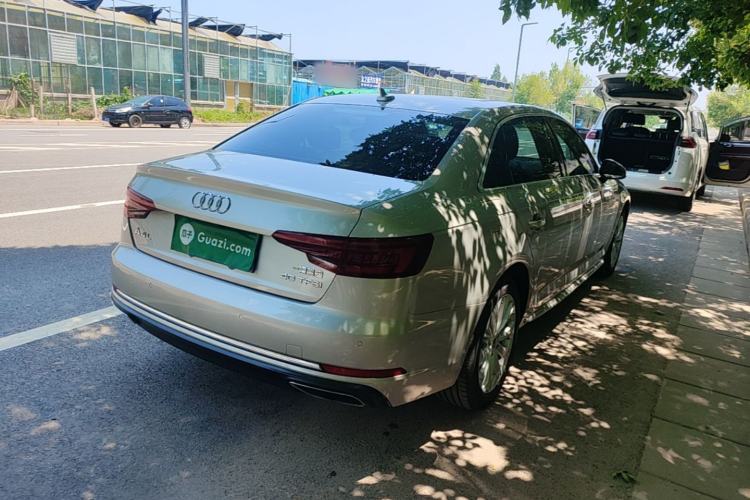 Used Audi A4L 2019 40 TFSI Ambition China VI Rear Right 45 Deg
