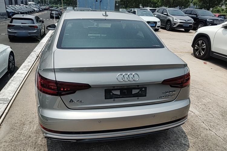 Used Audi A4L 2019 40 TFSI Fashion Edition China VI Emission Standard Rear