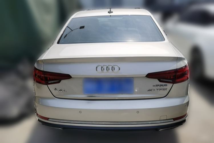 Used Audi A4L 2019 40 TFSI Ambition China VI Rear