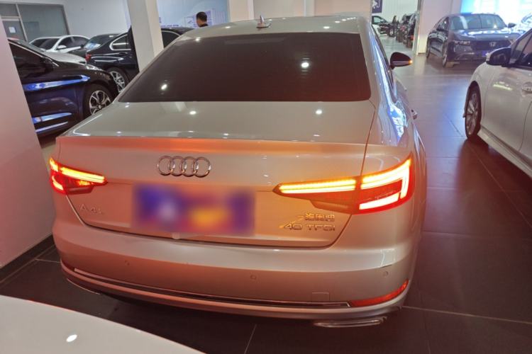 Used Audi A4L 2019 40 TFSI Ambition China VI Rear