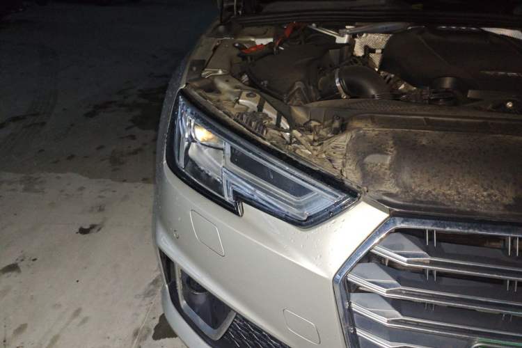 Used Audi A4L 2019 40 TFSI Fashion Edition China VI Emission Standard Right Front Headlight