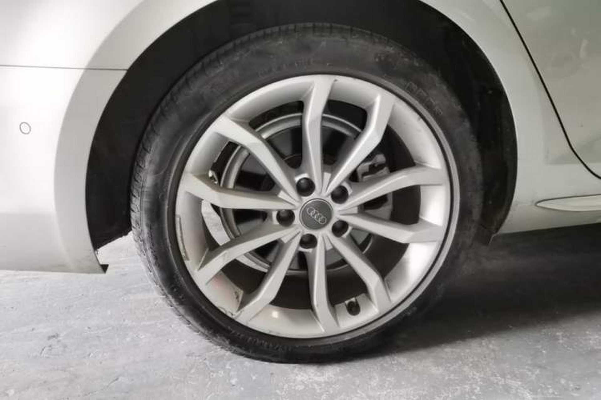 Used Audi A4L 2019 40 TFSI Fashion Version China V Right Rear Wheel Hub