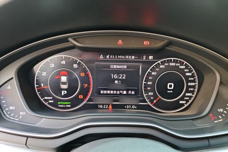Used Audi A4L 2019 40 TFSI Fashion Version China V Steering Wheel