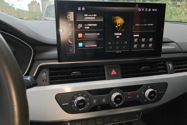 Used Audi A4L 2020 40 TFSI Fashion Dynamic Model Audio And AC Panel
