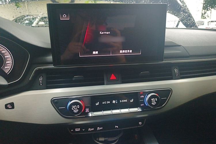 Used Audi A4L 2020 40 TFSI Fashion Dynamic Model Audio And AC Panel
