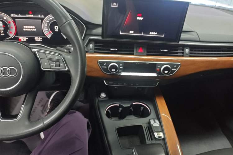 Used Audi A4L 2020 40 TFSI Luxury Prestige Edition Audio And AC Panel