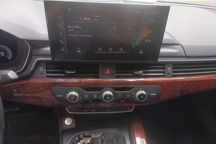 Used Audi A4L 2020 40 TFSI Fashion Dynamic Model Audio And AC Panel