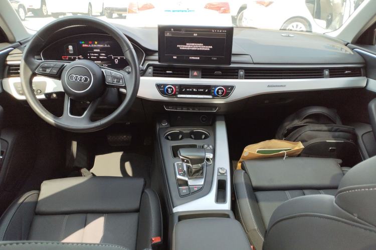 Used Audi A4L 2020 40 TFSI quattro Luxury Dynamic Model Center Console