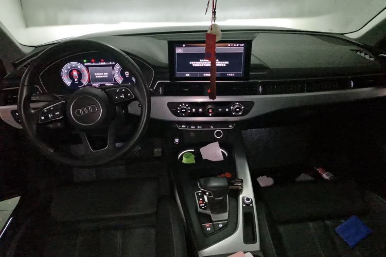 Used Audi A4L 2020 40 TFSI Fashion Dynamic Model Center Console
