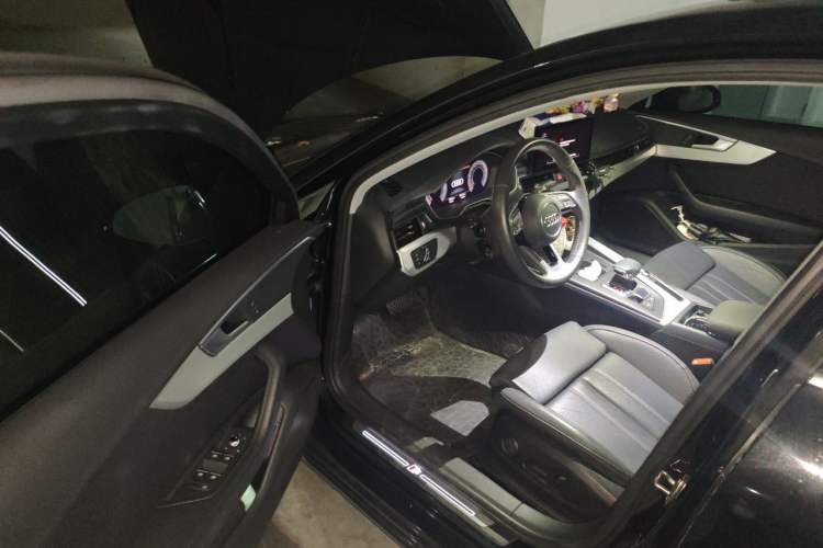 Used Audi A4L 2020 40 TFSI Fashion Dynamic Model Driver Seat