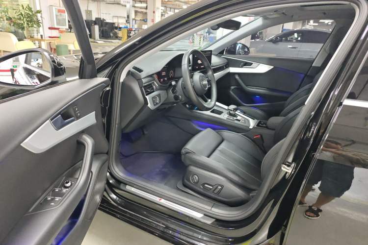 Used Audi A4L 2020 40 TFSI Fashion Dynamic Model Driver Seat