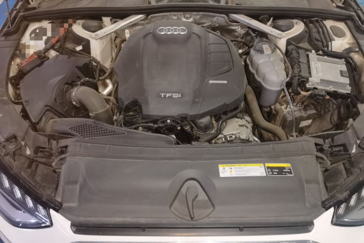 Used Audi A4L 2020 40 TFSI quattro Luxury Dynamic Model Engine Bay