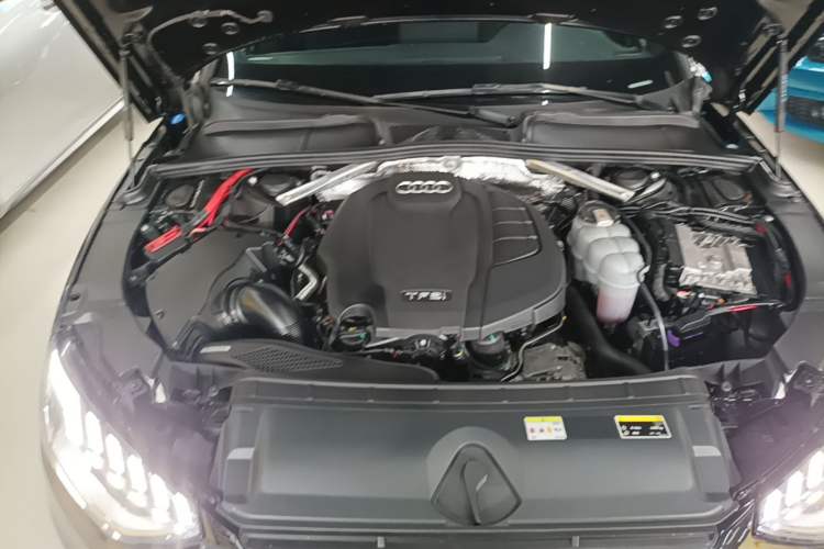 Used Audi A4L 2020 45 TFSI quattro Prestige Dynamic Edition Engine Bay