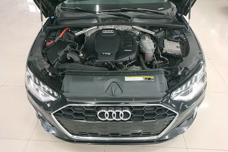 Used Audi A4L 2020 40 TFSI Fashion Dynamic Model Engine Bay