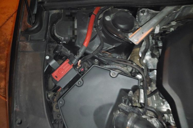 Used Audi A4L 2020 40 TFSI Fashionable and Elegant Model Engine Bay Right