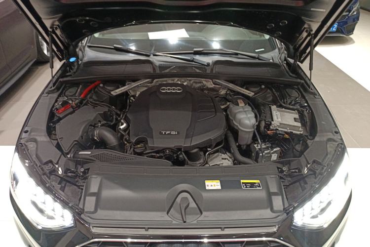 Used Audi A4L 2020 40 TFSI Luxury Dynamic Model Engine Bay