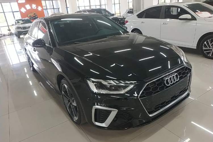 Used Audi A4L 2020 40 TFSI Fashion Dynamic Model Exterior 1