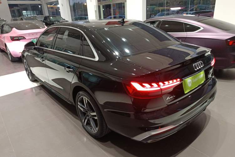 Used Audi A4L 2020 40 TFSI Luxury Dynamic Model Exterior 2