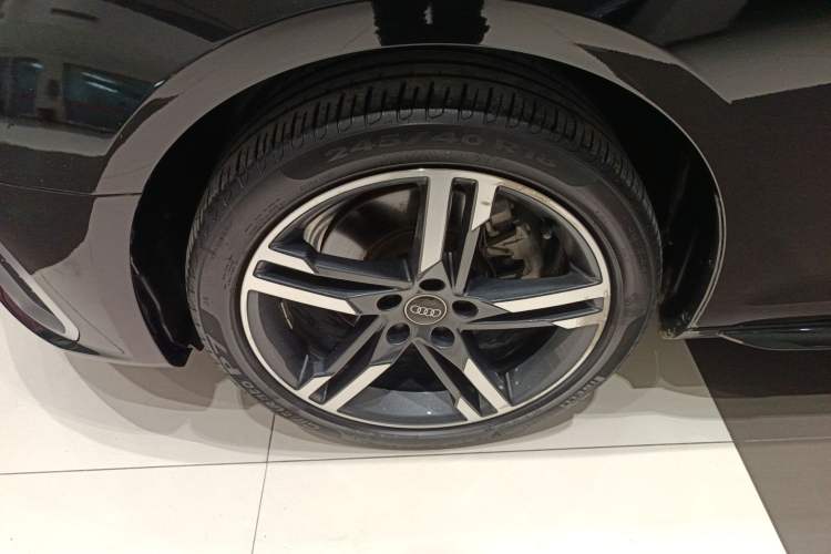 Used Audi A4L 2020 40 TFSI Luxury Dynamic Model Exterior 4